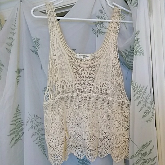 Crochet tank - Picture 1 of 4
